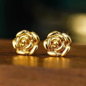 Light Luxury Drainage Three-dimensional Flower Earrings