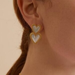 Retro Fashion Double Peach Heart Fritillary Stud Earrings